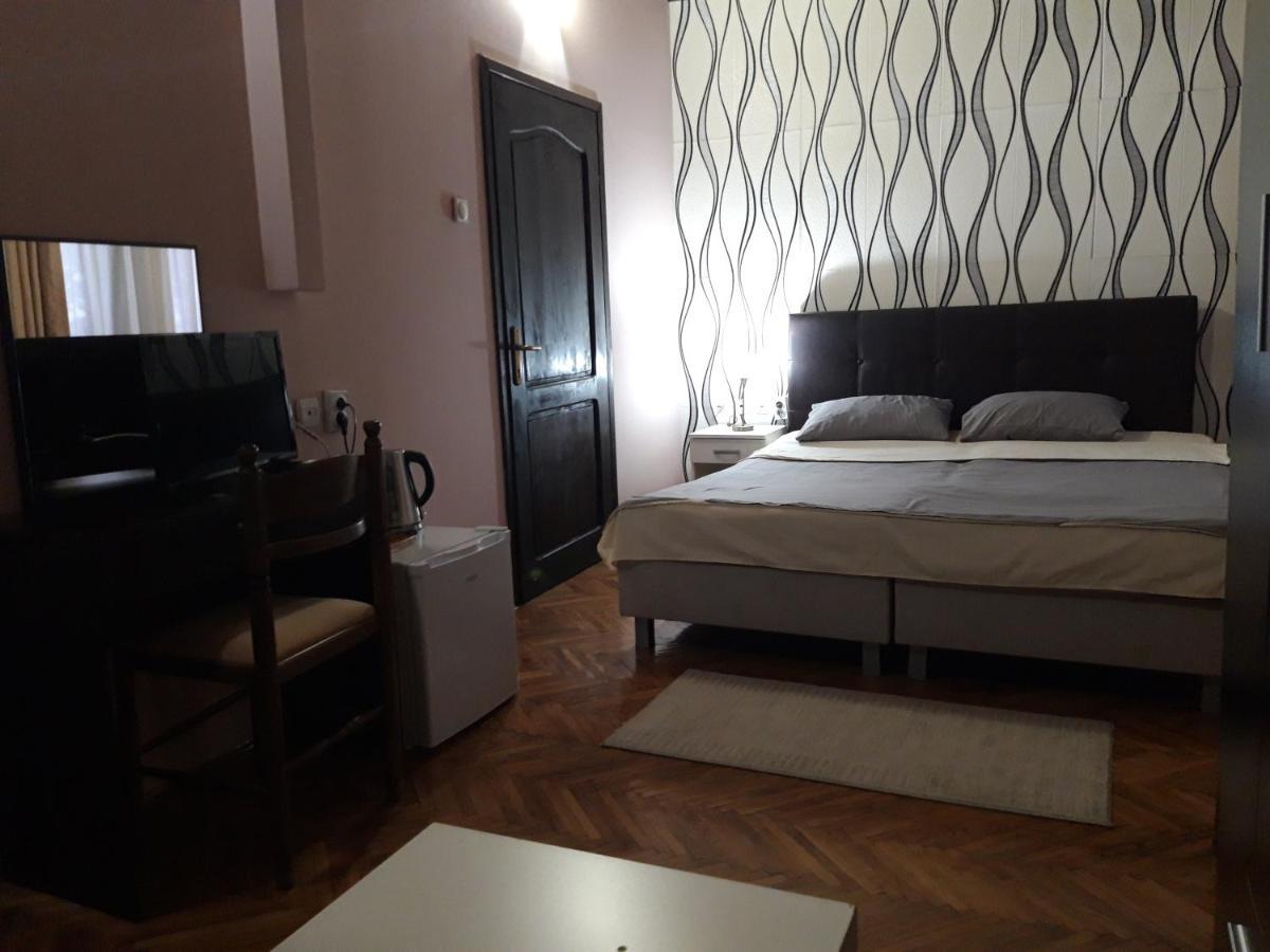 Vila Silia Skopje Exterior foto